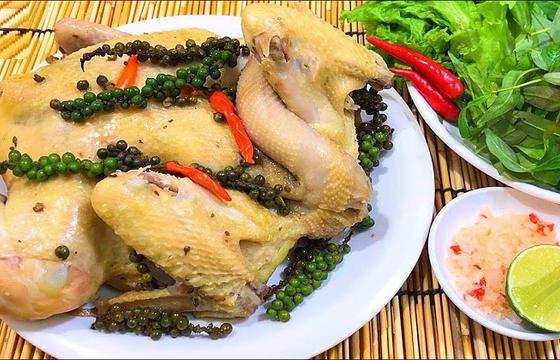 Bật mí cho các bà nội trợ công thức làm gà hấp tiêu xanh